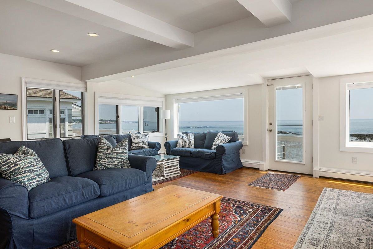 1304 Ocean Blvd - Photo 4 of 42