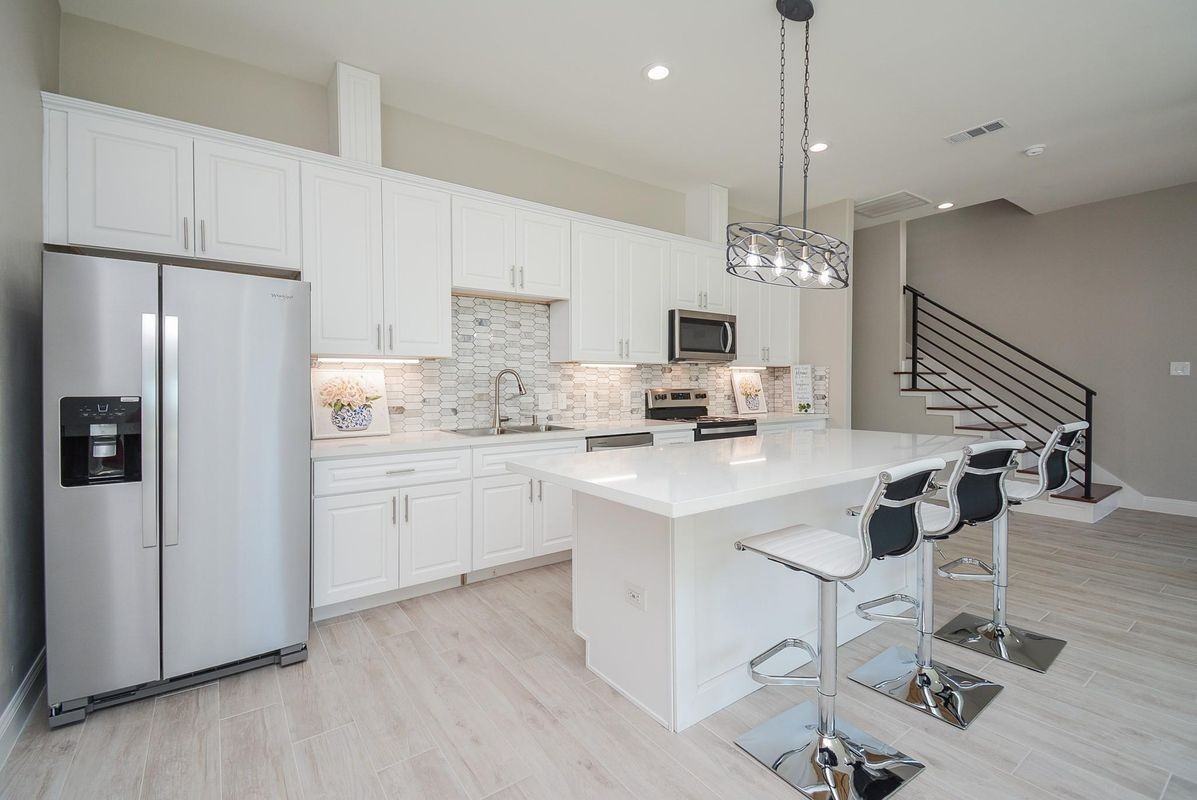 147 S 66th St - Photo 5 of 14