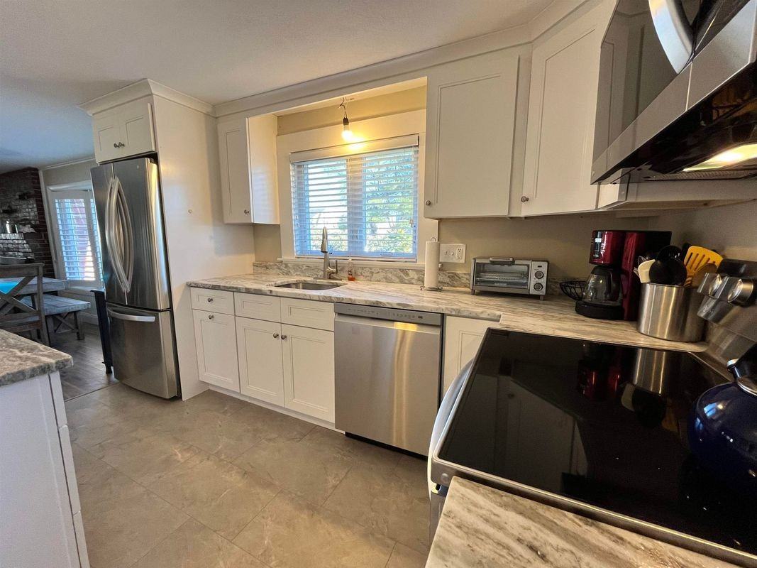 20 Jenness Ave - Photo 4 of 27