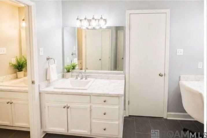 9625 Siegen Ln - Photo 6 of 10