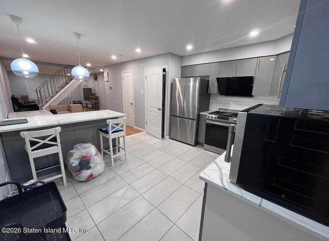 17 Courtney Loop - Photo 3 of 11