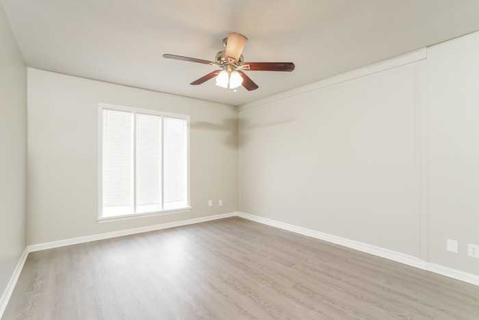 2389 Grace Ln - Photo 2 of 10