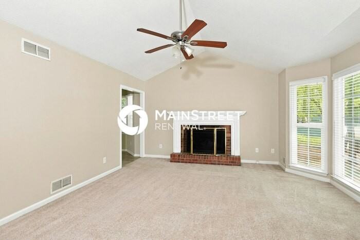 2728 Horseshoe Creek Dr Sw - Photo 2 of 19
