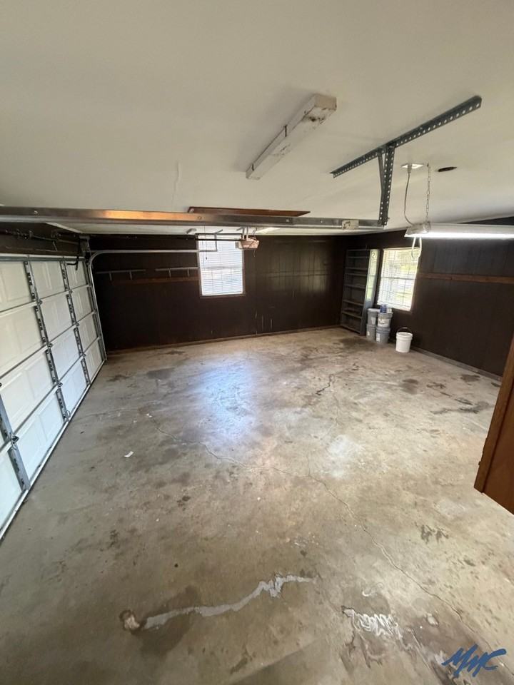 1600 Parklawn Dr - Photo 5 of 22