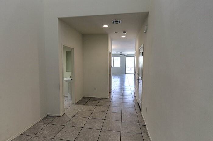 15470 S Calle Nopalera - Photo 2 of 49