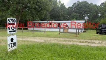 featured image of 5700 Stone Whitley Rd