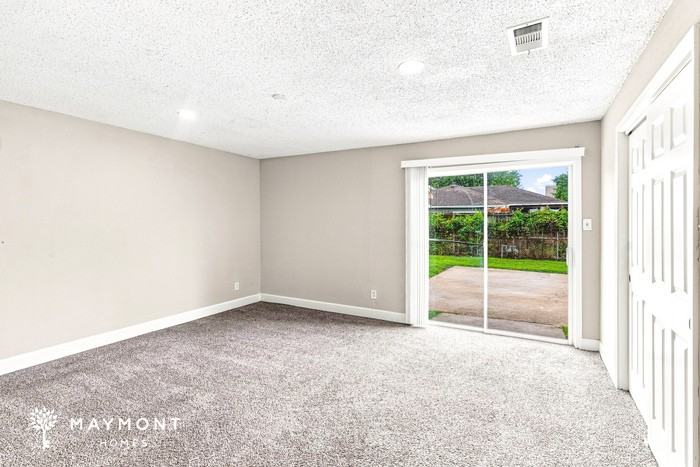 8502 Richcroft St - Photo 7 of 15