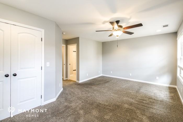 210 Signature Pl #5 - Photo 7 of 12