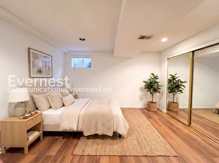 5042 E 112th Pl - Photo 6 of 26