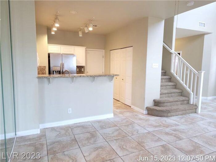 638 Solitude Point Ave - Photo 7 of 42