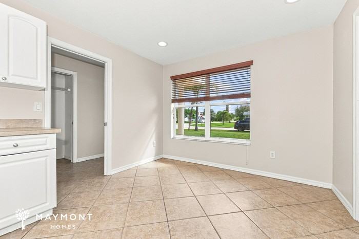 2095 Se Joyner Cir - Photo 4 of 16