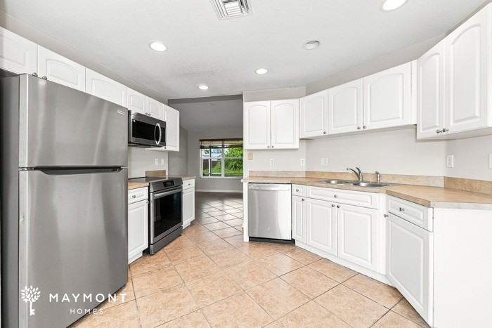 2095 Se Joyner Cir - Photo 6 of 16