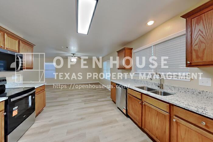 616 Destin Dr - Photo 6 of 20
