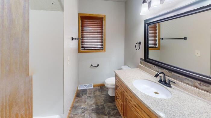 1109 E Indiana Ave - Photo 3 of 17