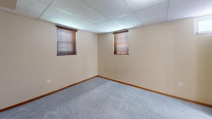 1109 E Indiana Ave - Photo 6 of 17