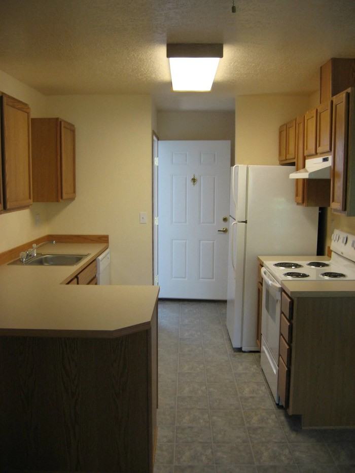 13605 Se Division St #13605-103 - Photo 3 of 10
