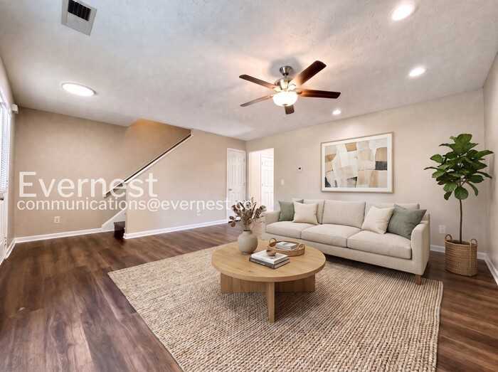 217 Meadowlark Pl - Photo 3 of 17