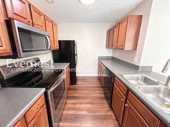 217 Meadowlark Pl - Photo 5 of 17