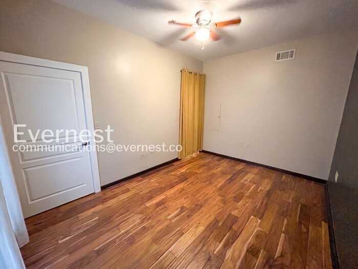 807 18th Ave S - Photo 7 of 26