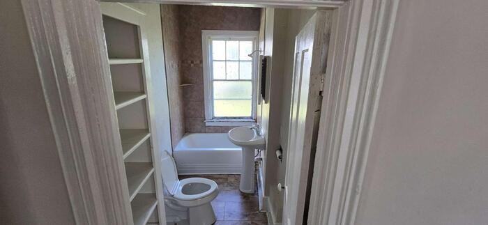 823 N 14th St - Photo 4 of 4