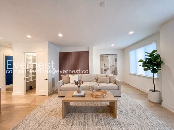 1400 Arthur Ave #4 - Photo 2 of 32