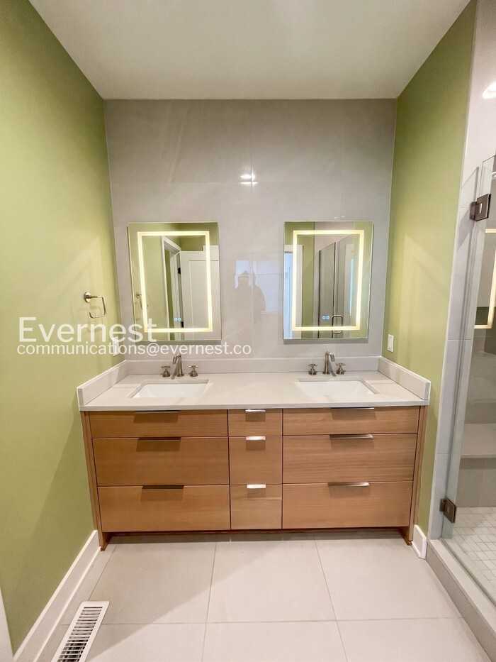 1400 Arthur Ave #4 - Photo 6 of 32
