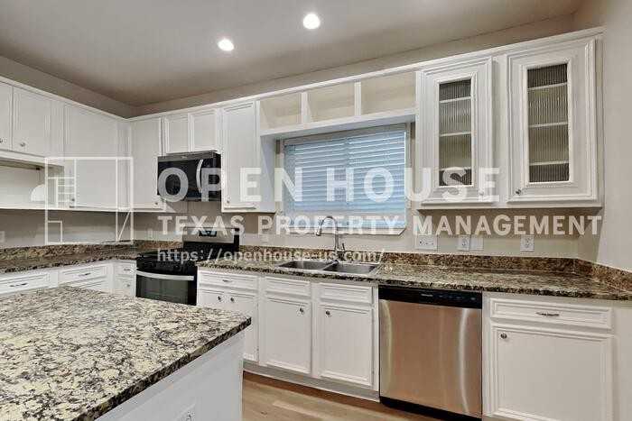 26871 Castlecliff Ln - Photo 7 of 23