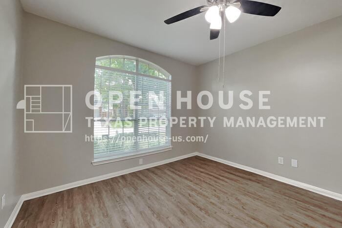 2922 Maple Bend Dr - Photo 5 of 23