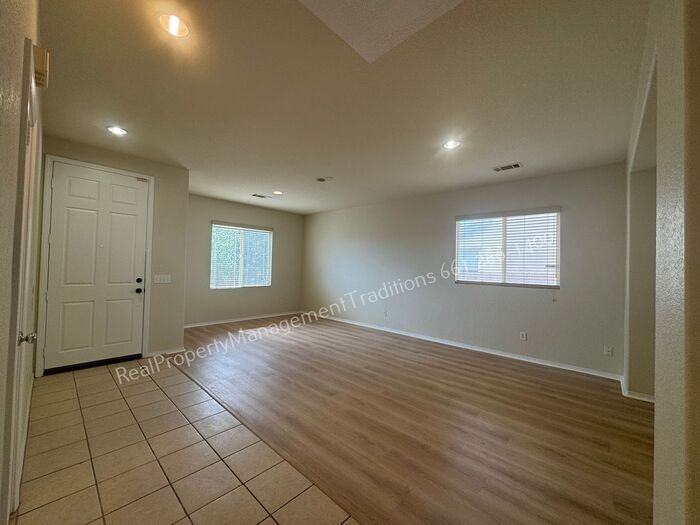 44248 27th St E - Photo 2 of 19