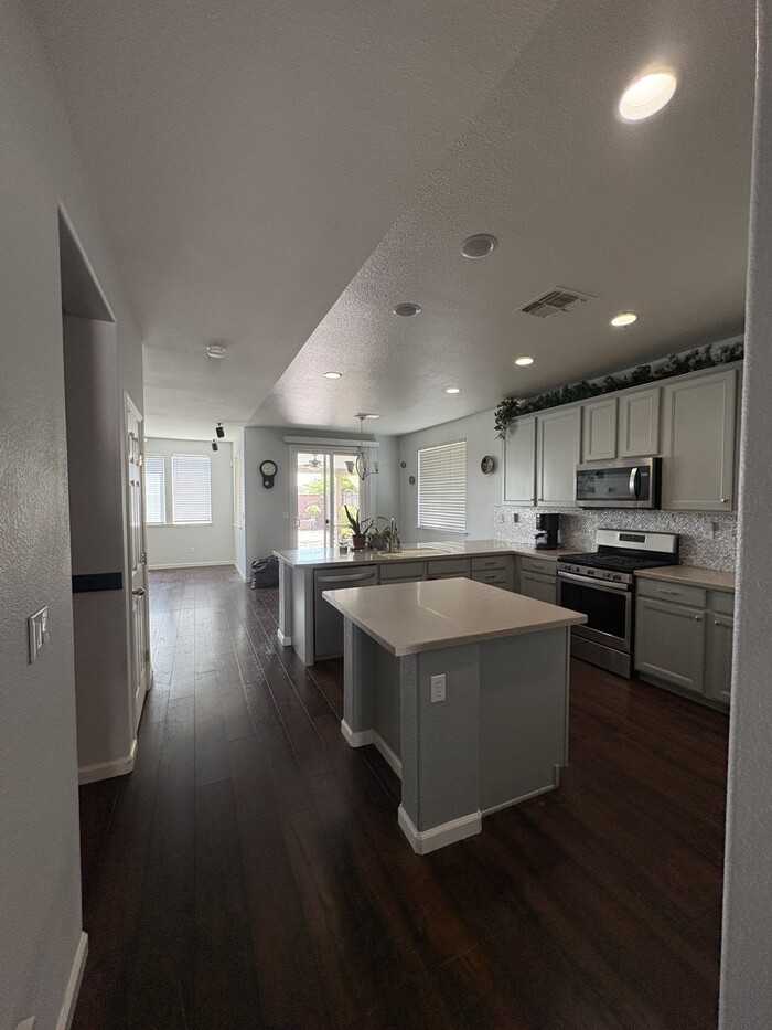 11718 Kouros Way - Photo 4 of 14