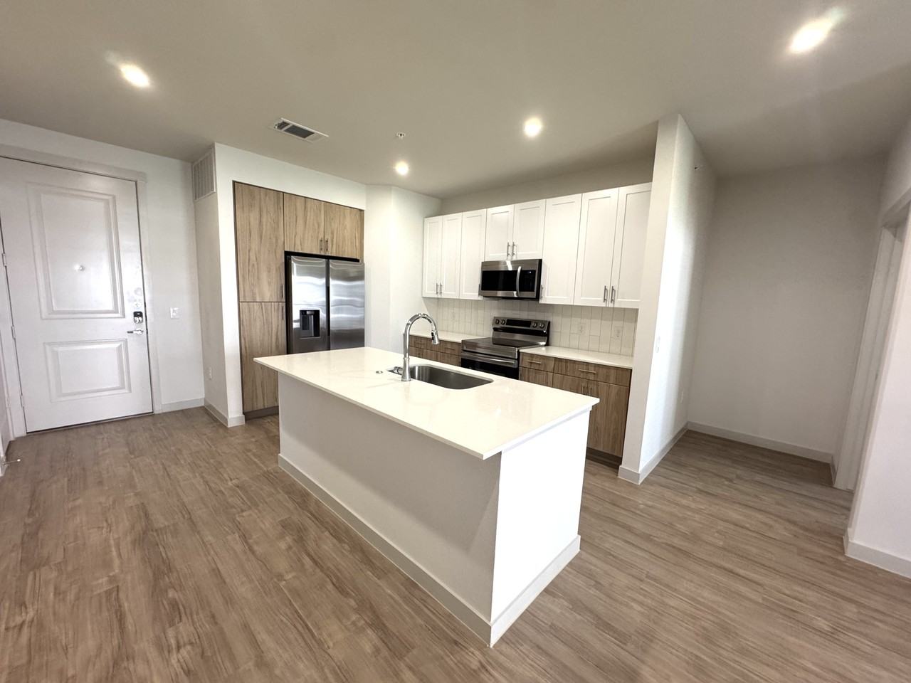 6300 Co Rd. #03-1109 - Photo 2 of 12