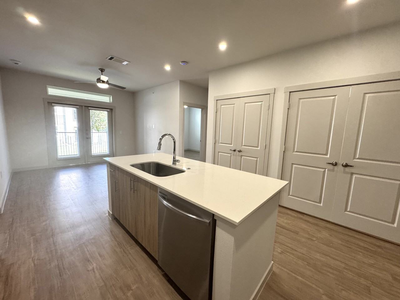 6300 Co Rd. #03-1109 - Photo 5 of 12