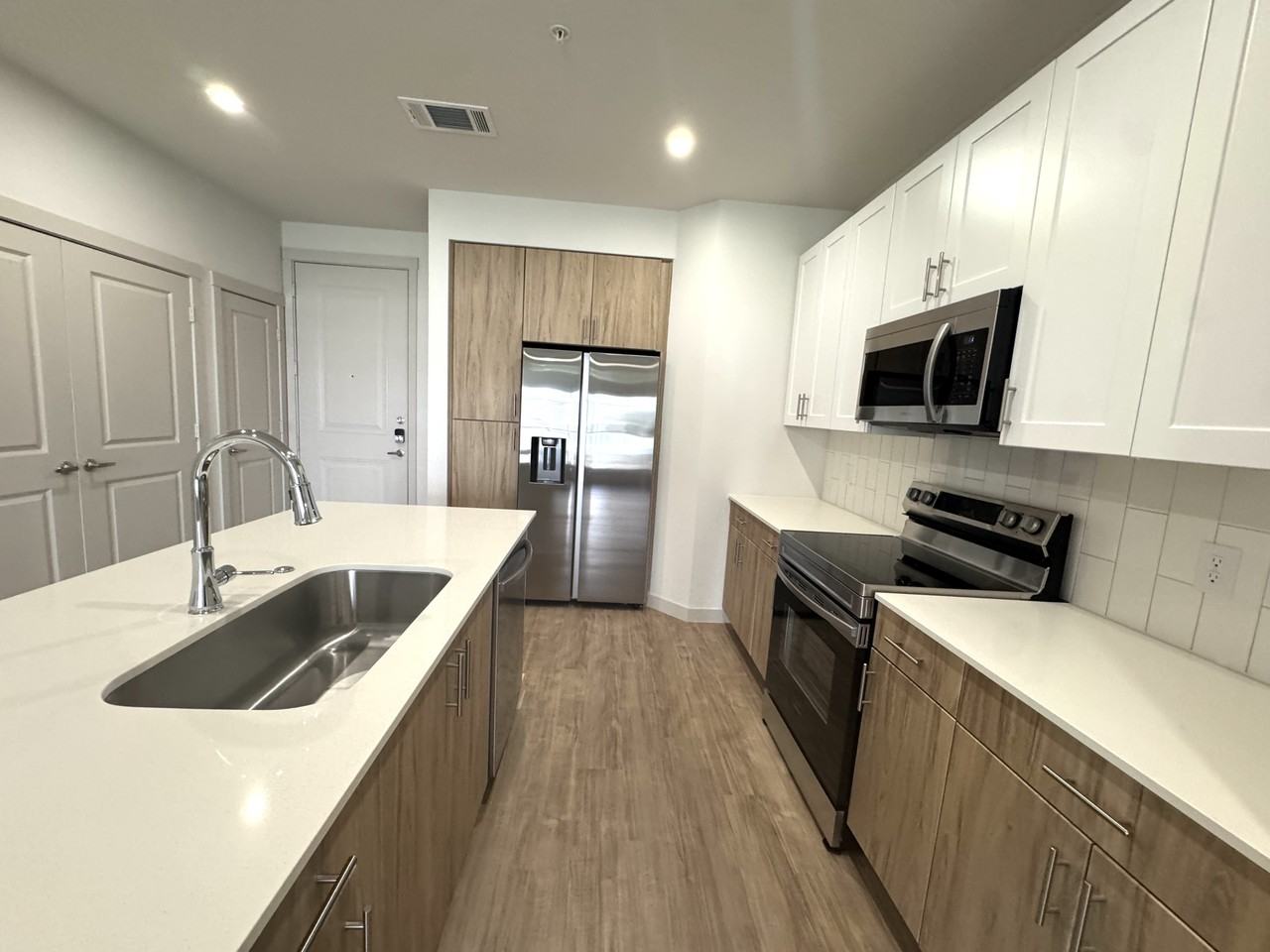 6300 Co Rd. #03-1109 - Photo 6 of 12