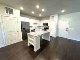 455 Elevon Pkwy - Photo 1 of 1