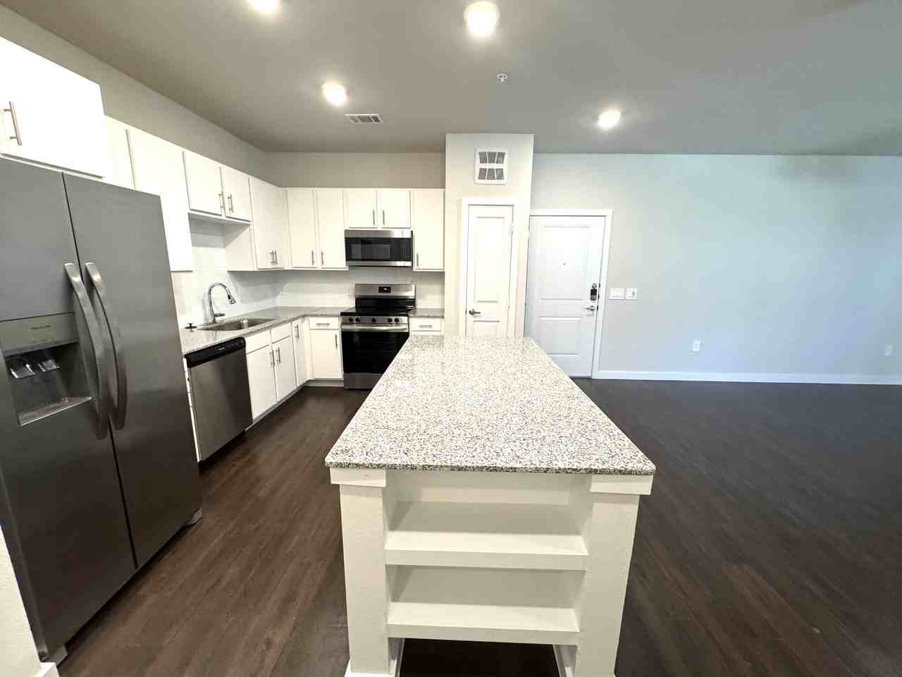 455 Elevon Pkwy #01-2201 - Photo 3 of 10