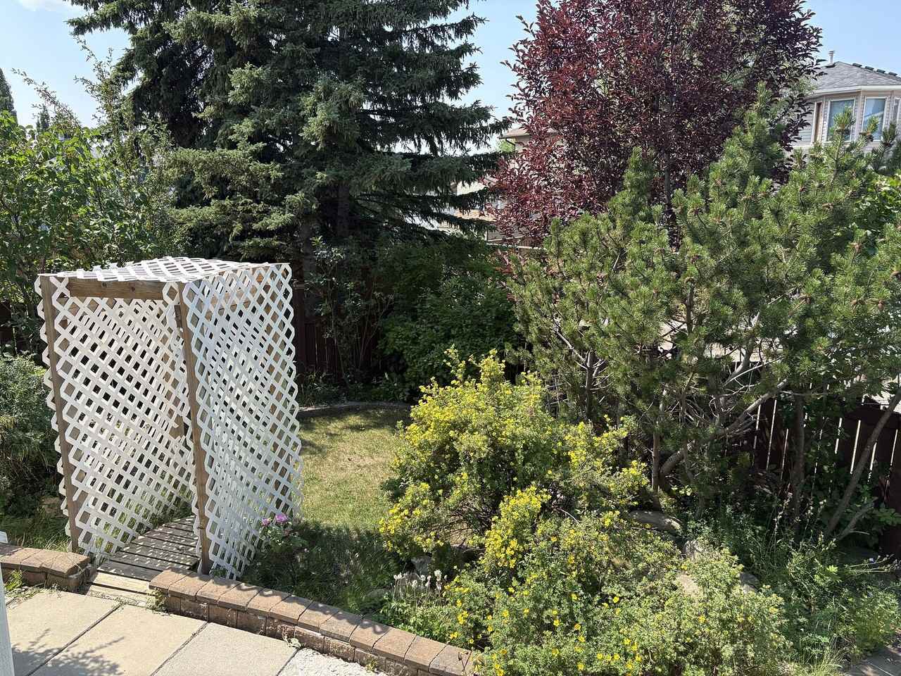 520 Riverbend Dr Se - Photo 6 of 12