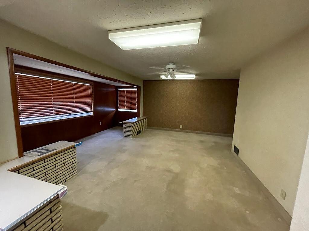 724 55 Ave Sw - Photo 7 of 16