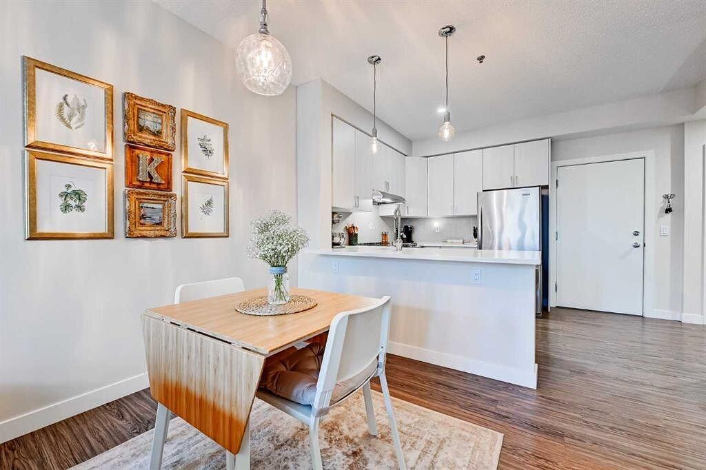 1000 15 Ave Sw - Photo 2 of 23