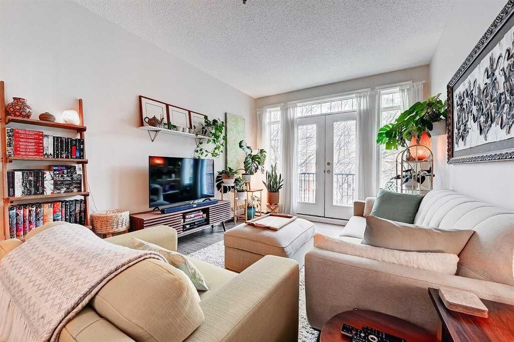 1000 15 Ave Sw - Photo 3 of 23