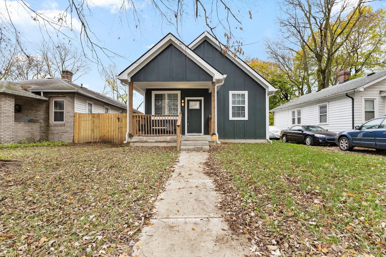 4242 Norwaldo Ave #NA - Photo 3 of 37