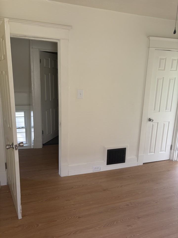 3334 Bevis Ave #NA - Photo 4 of 19