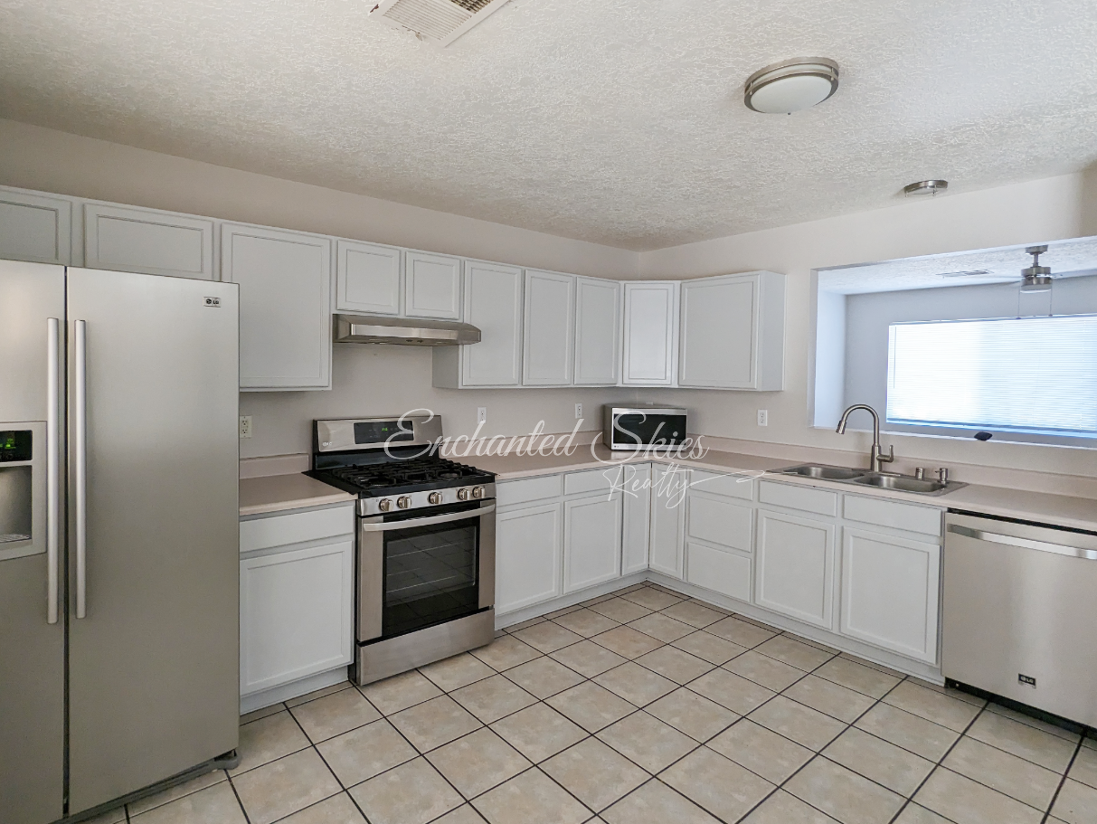 3025 Shelby Meadows Dr Ne #NA - Photo 5 of 10