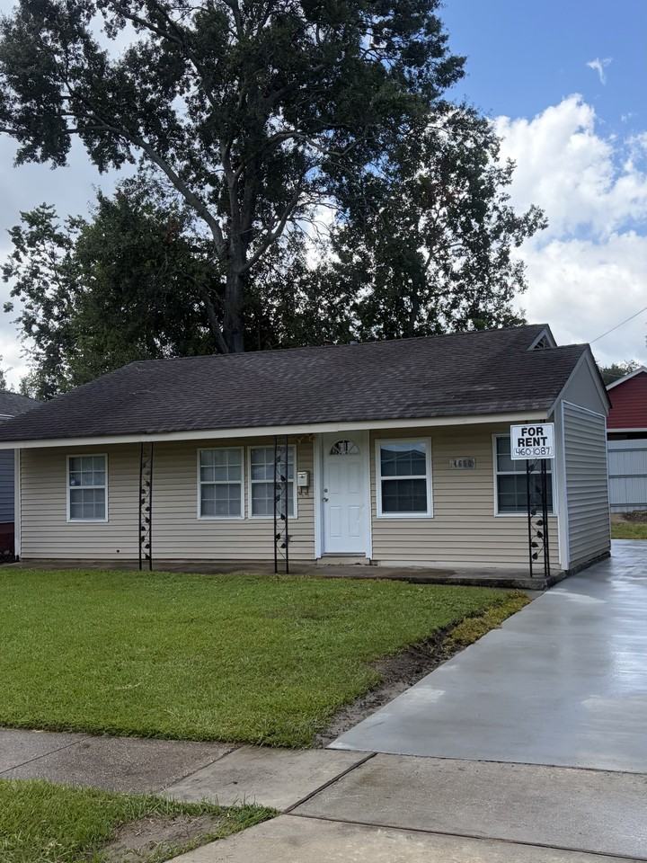 4650 Kendall Dr #NA - Photo 2 of 8