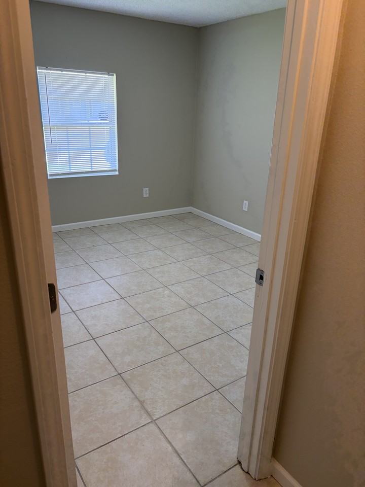 4650 Kendall Dr #NA - Photo 6 of 8
