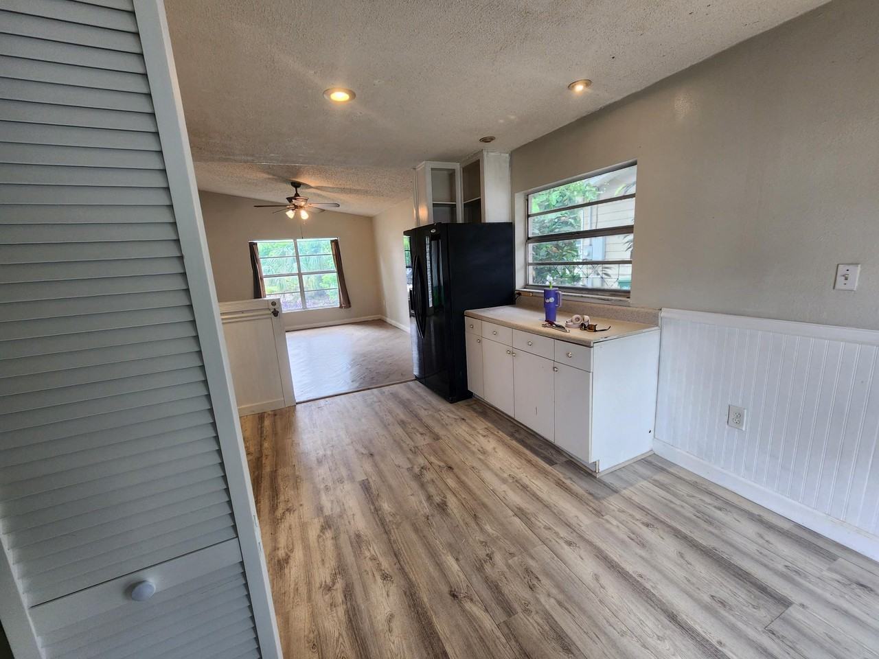 118 E Lambright St #NA - Photo 7 of 12