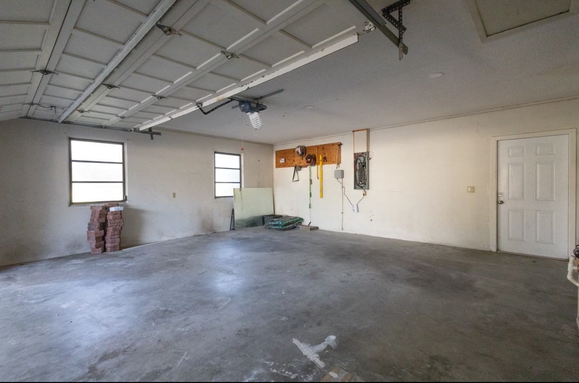 19 Hollyhock Ct #NA - Photo 2 of 18