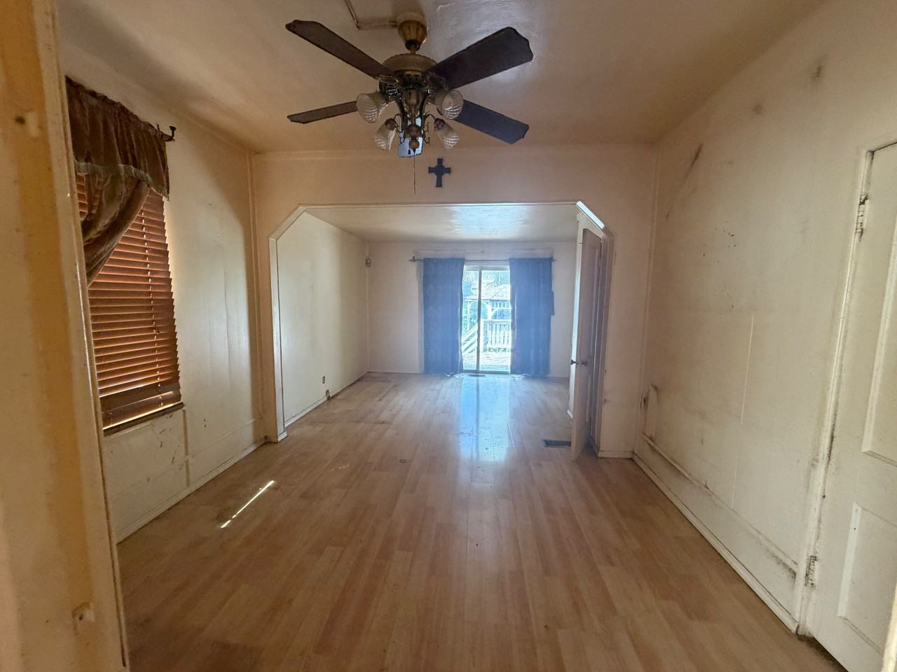 829 E Mcclure Ave #NA - Photo 7 of 16