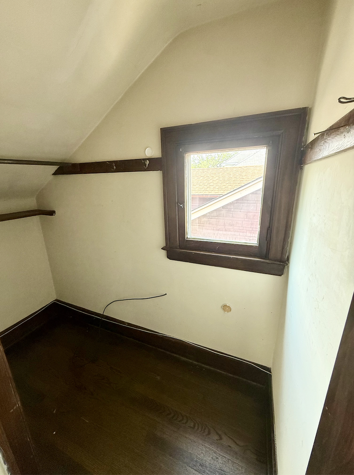 1234 Beaconsfield Ave #NA - Photo 4 of 8