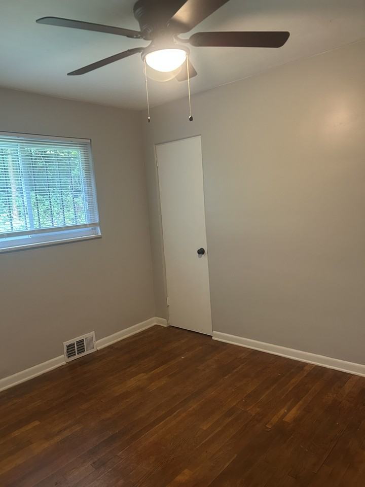 630 Dornbush St #NA - Photo 2 of 9