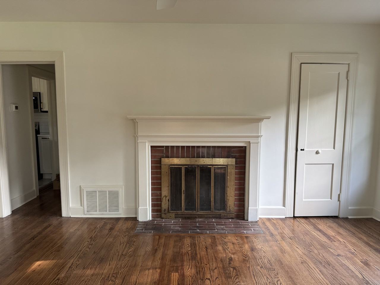 205 S Warren St #NA - Photo 2 of 13